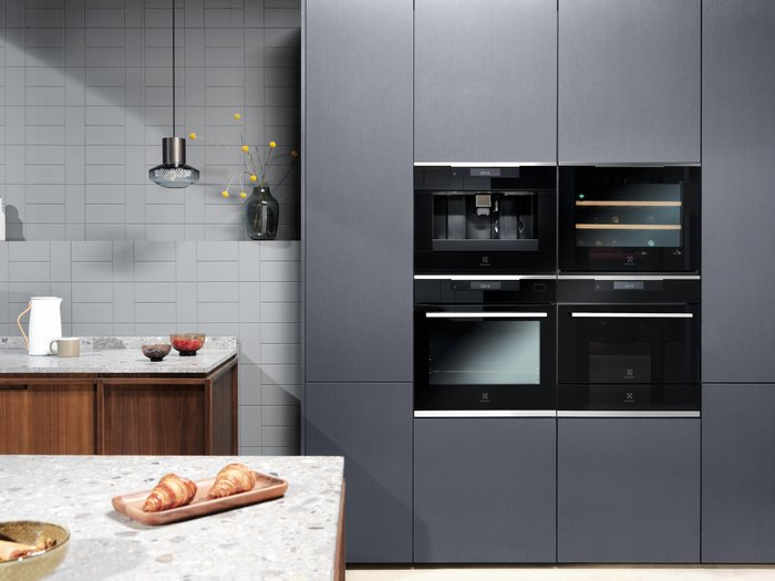 Electrolux KOABS31X Pro Multifunction oven combined steam cm. 60 - black |  Vieffetrade