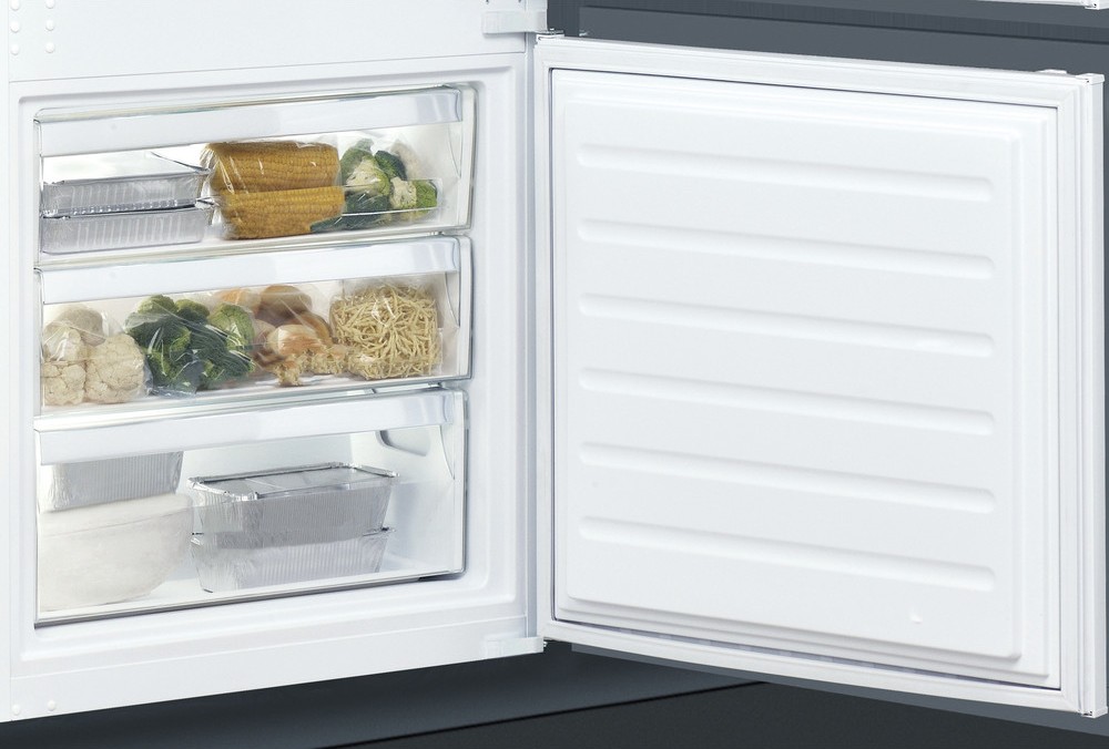 Indesit IND 401 F162185 Frigorífico empotrado con congelador cm. 69 horas  194 - lit. 400 | Vieffetrade