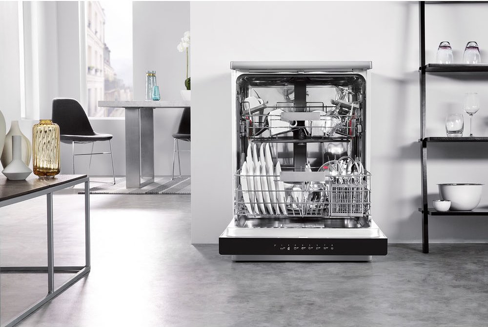 Whirlpool WFC3C26PX 0379771 Free-standing dishwasher cm. 60 - 14 covered -  stainless steel | Vieffetrade